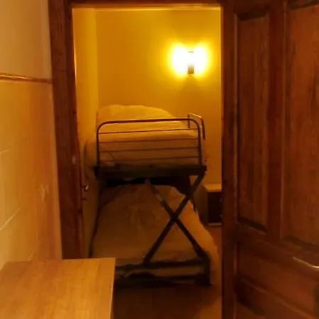 De Yebra Hostel Yebra de Basa