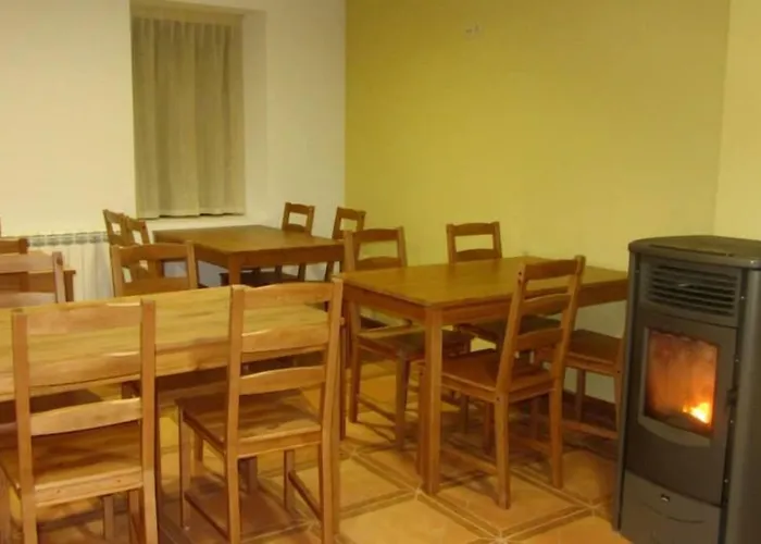 De Yebra Auberge de jeunesse *