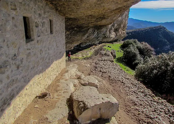 De Yebra Yebra de Basa